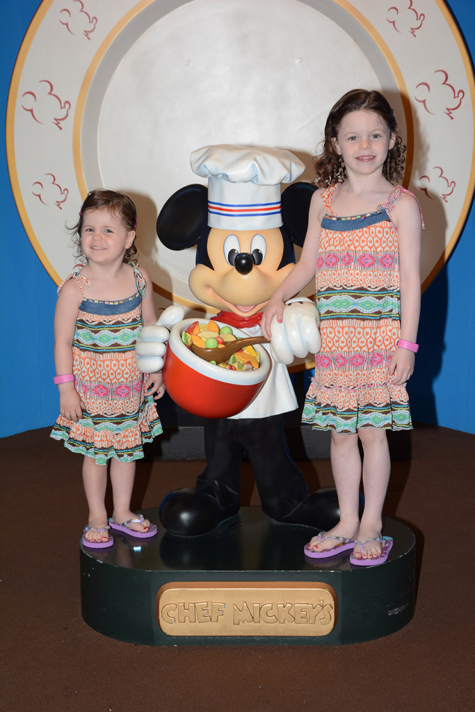 CONTEMP_CHEFMICKEY1_7346700446