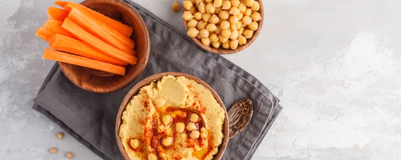 Carrots and hummus