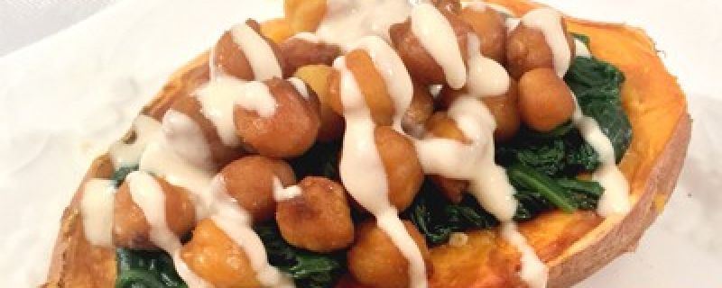 Chickpea-Stuffed Sweet Potatoes thumb