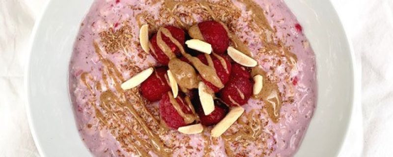 Raspberry Almond Flax Overnight Oats