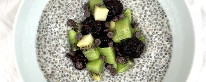Kiwi Blackberry Chocolate Chip Chia Pudding